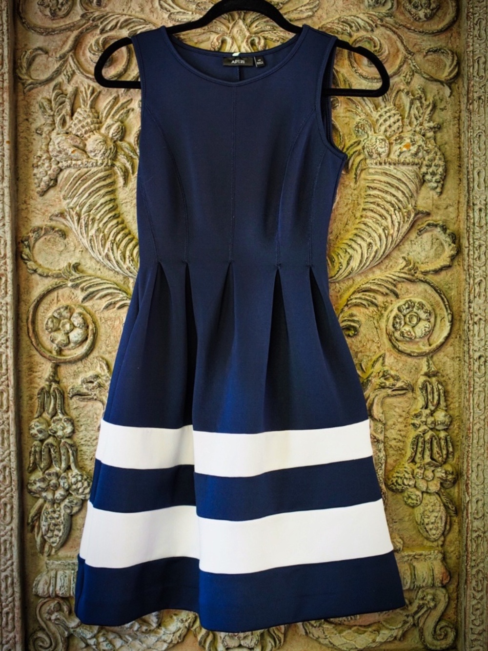 Apt 9 Navy Blue White Striped Fit & Flare Dress with Pockets Size XS - Picture 2 of 5